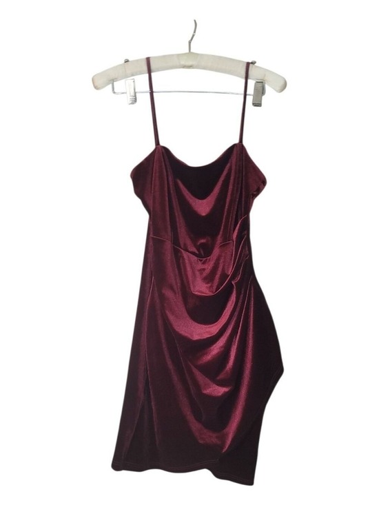 Windsor Dresses & Skirts - Whimsigoth Sexy Deep Red Velvet Windsor Dress S